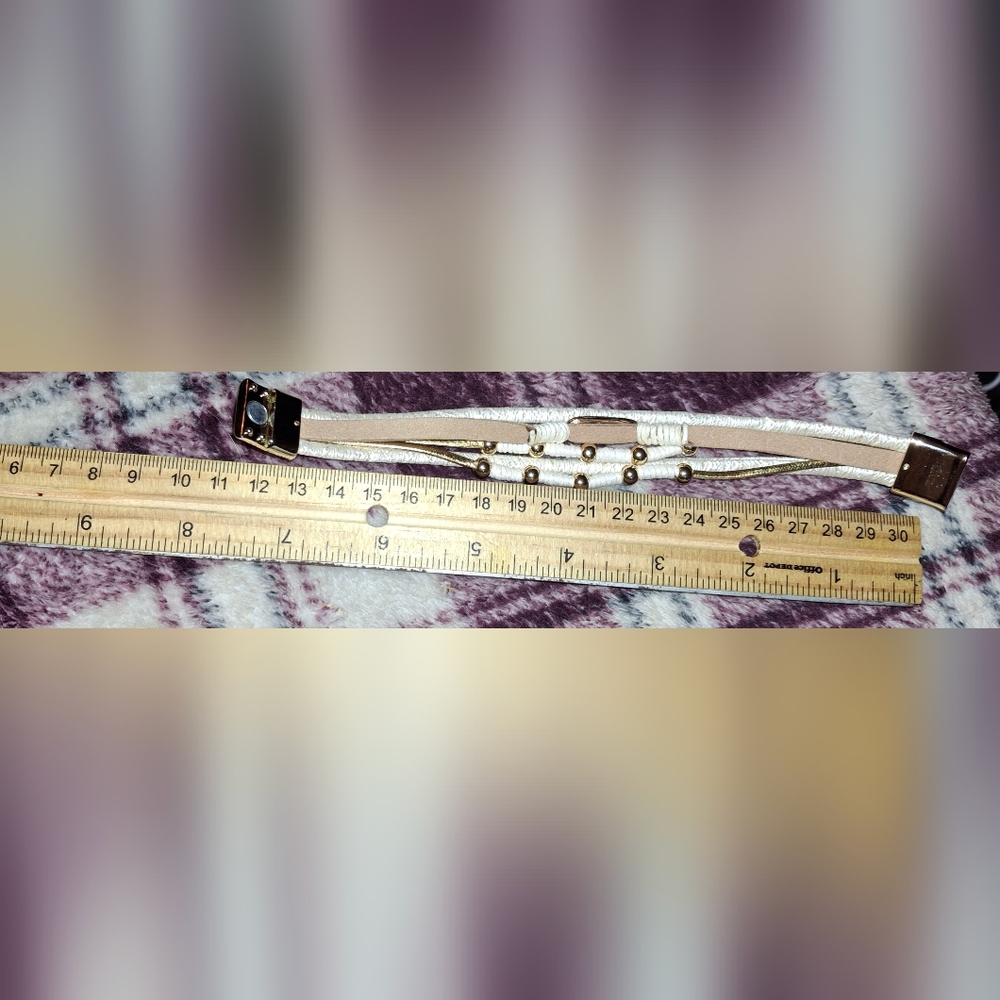 Pair Boho Leather Wrap Magnetic Bracelets In Tan, Cream And Gold EUC - Picture 9 of 12
